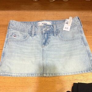 Brand new hollister low rise denim mini skirt